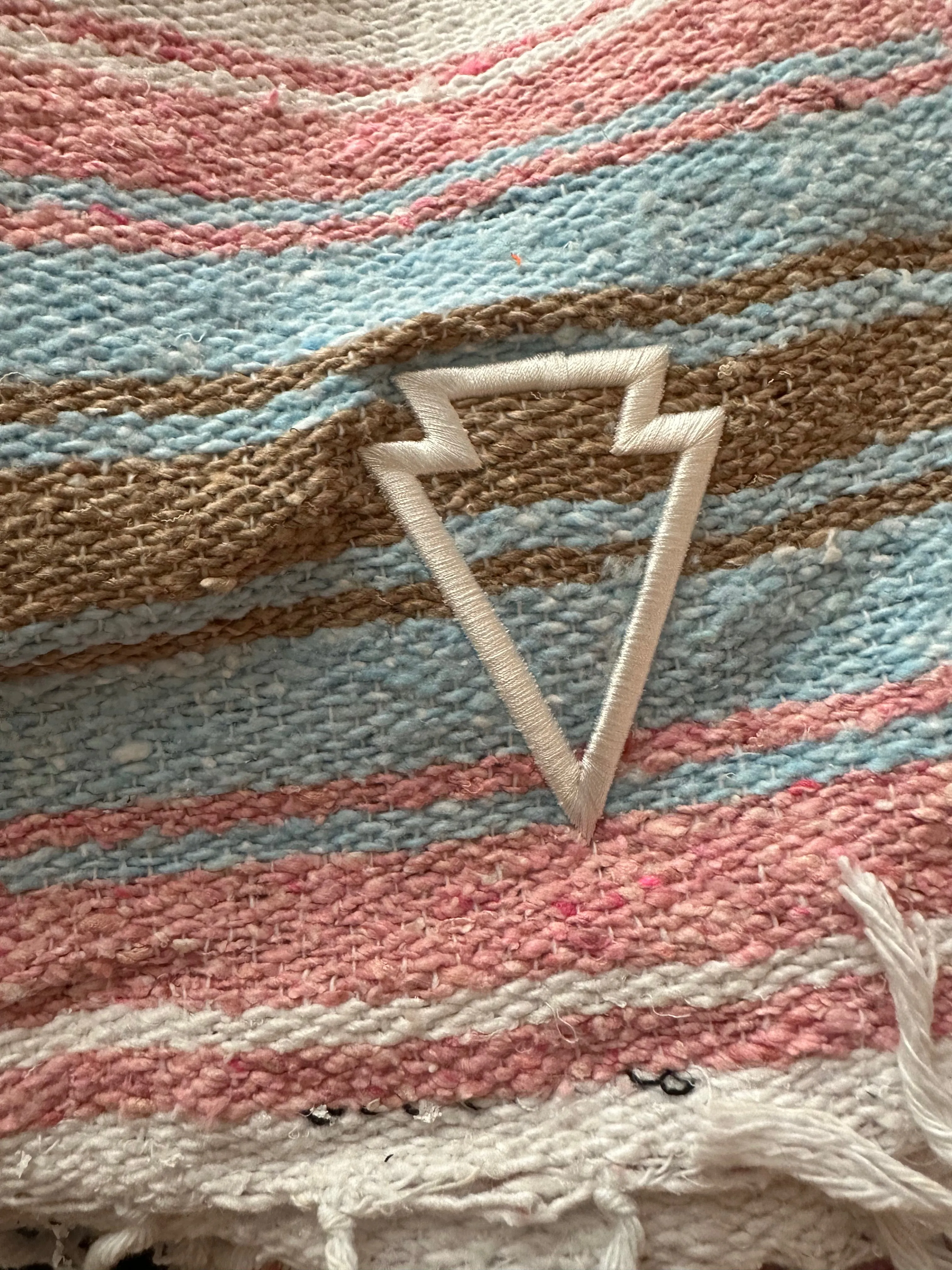 BAJA BLANKET w/embroidered arrowhead:  multiple colors to choose from!