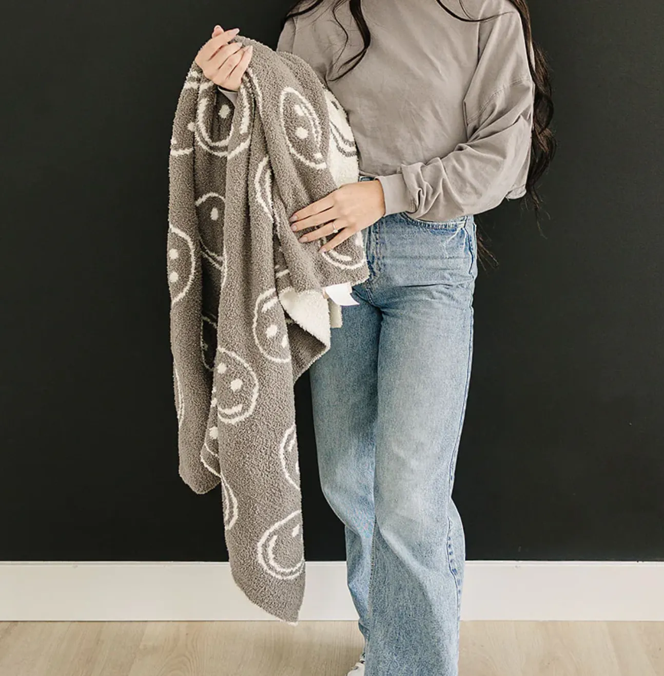 Mebie Baby - Plush Children's Smile Blanket in Taupe - (3 Sizes Available)
